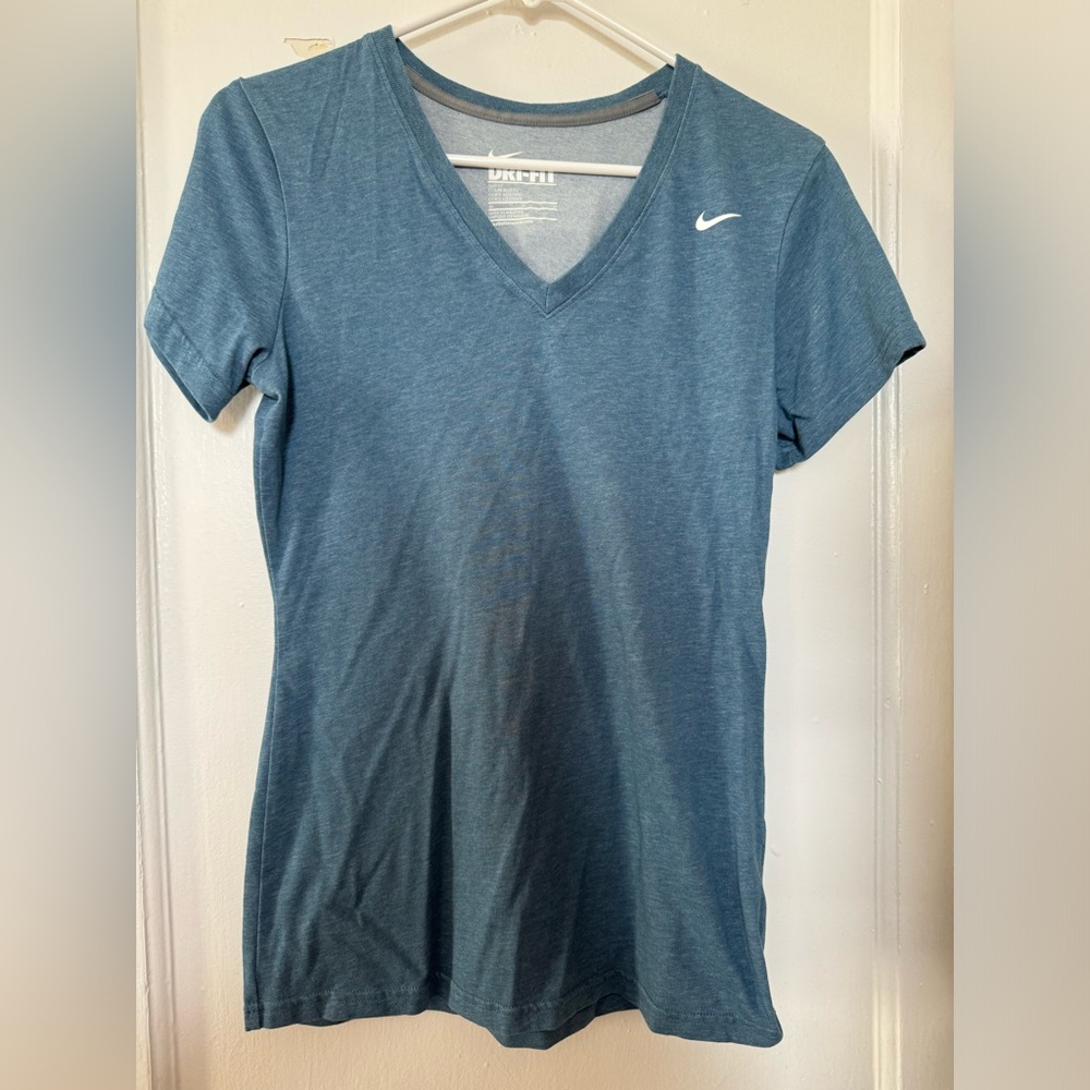 Nike dri-fit V-neck tee